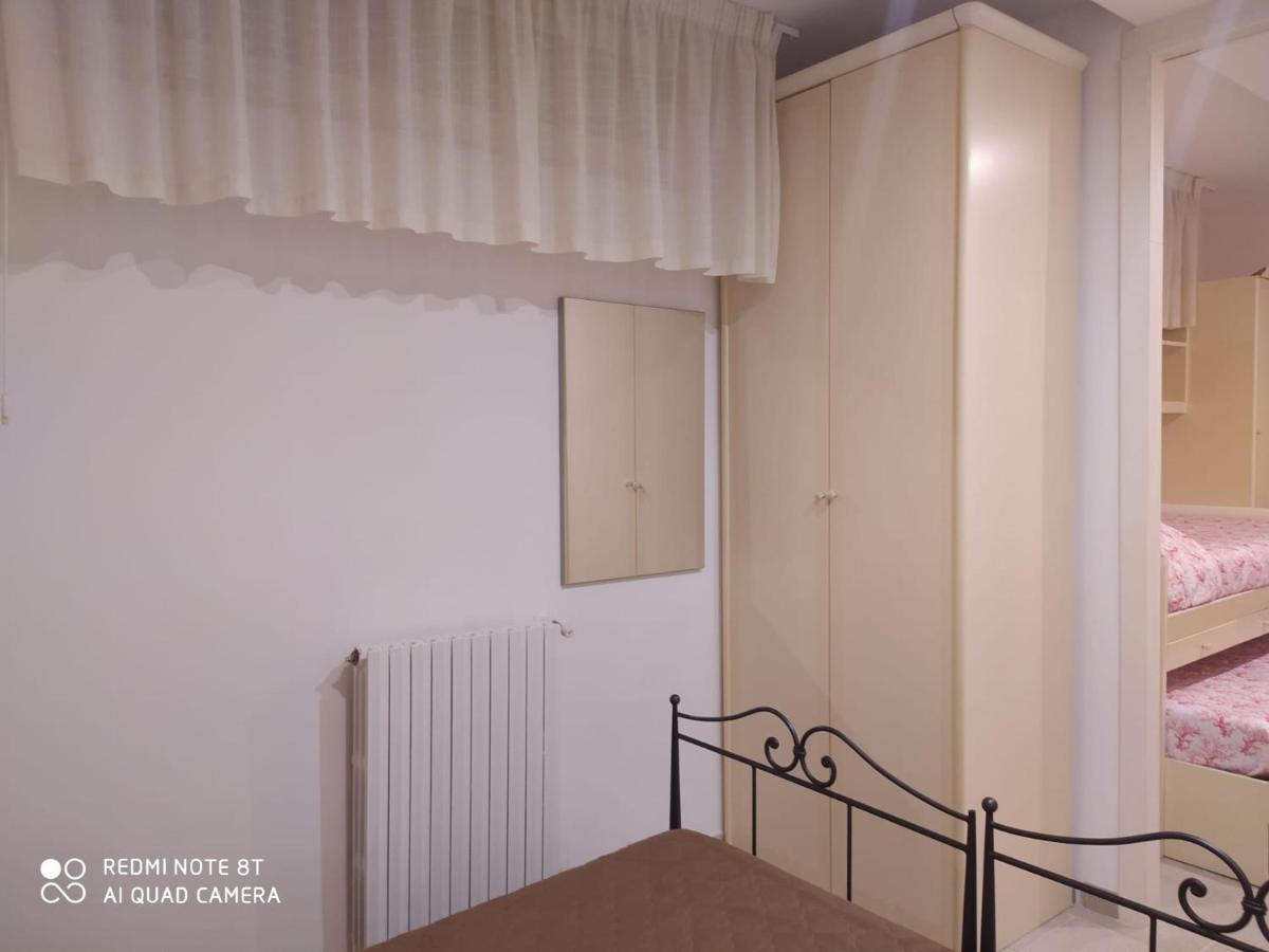 Bollicine Hotel Бари Екстериор снимка