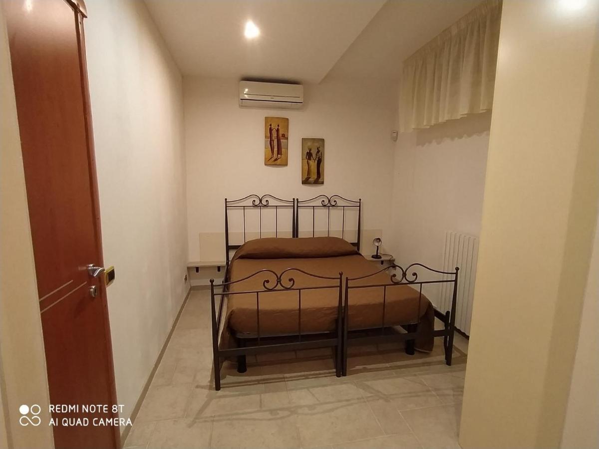 Bollicine Hotel Бари Екстериор снимка