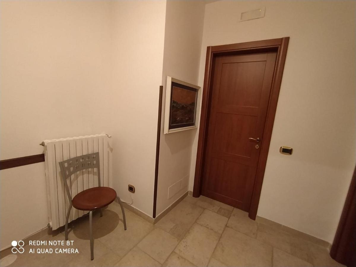 Bollicine Hotel Бари Екстериор снимка