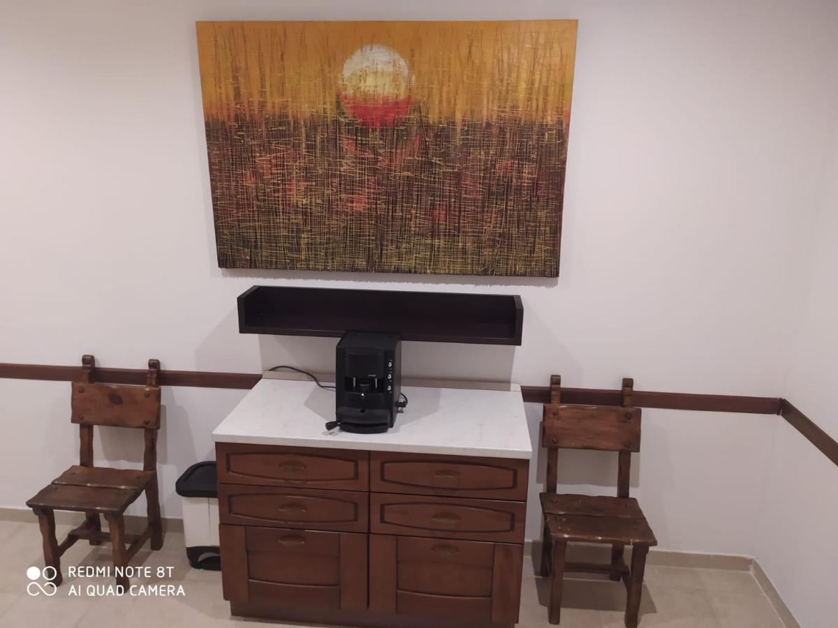 Bollicine Hotel Бари Екстериор снимка